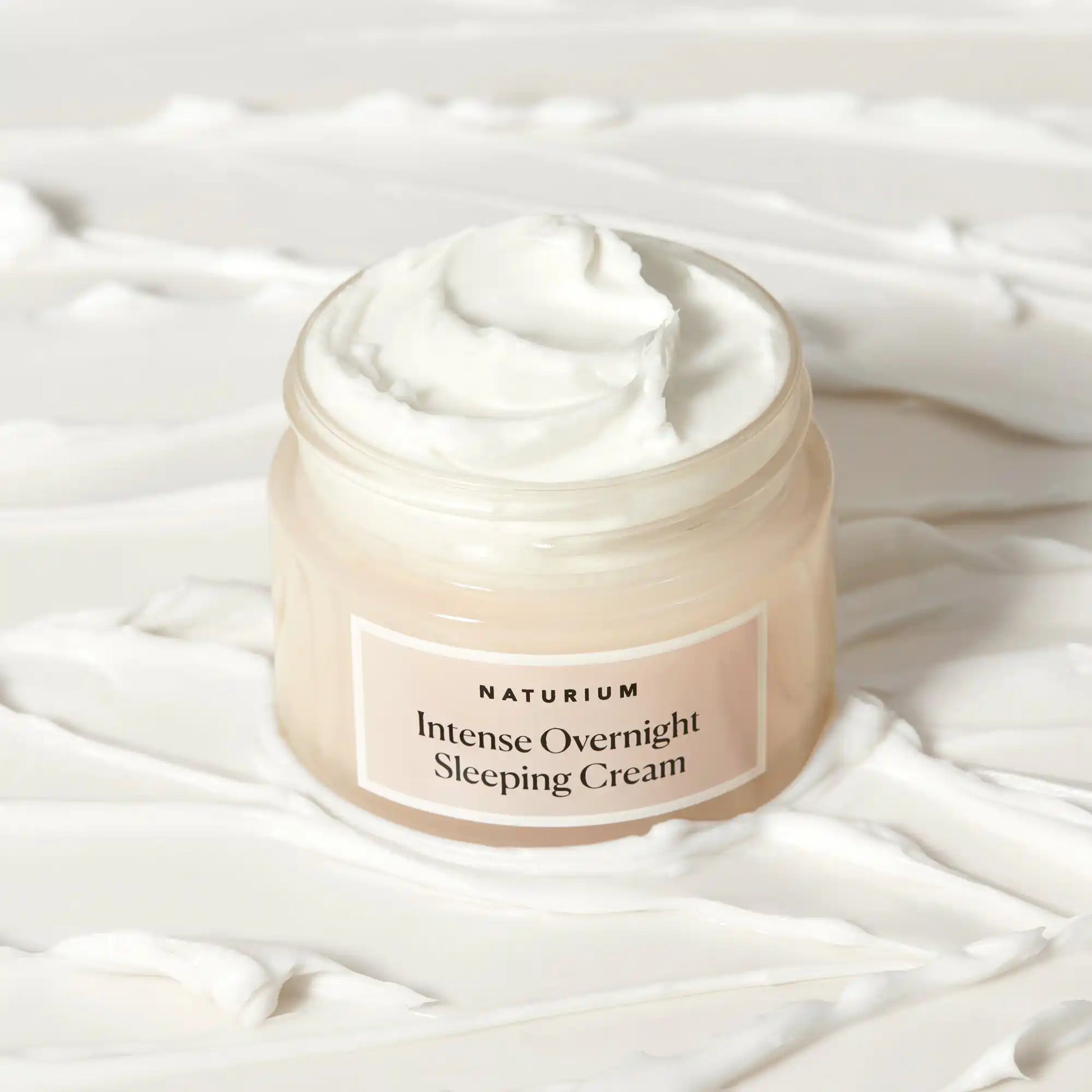 intense-overnight-sleeping-cream-s8 sleepingcream_0880-crop_1.webp